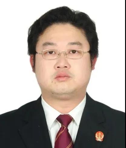 赖晓同志当选德兴市人民法院院长