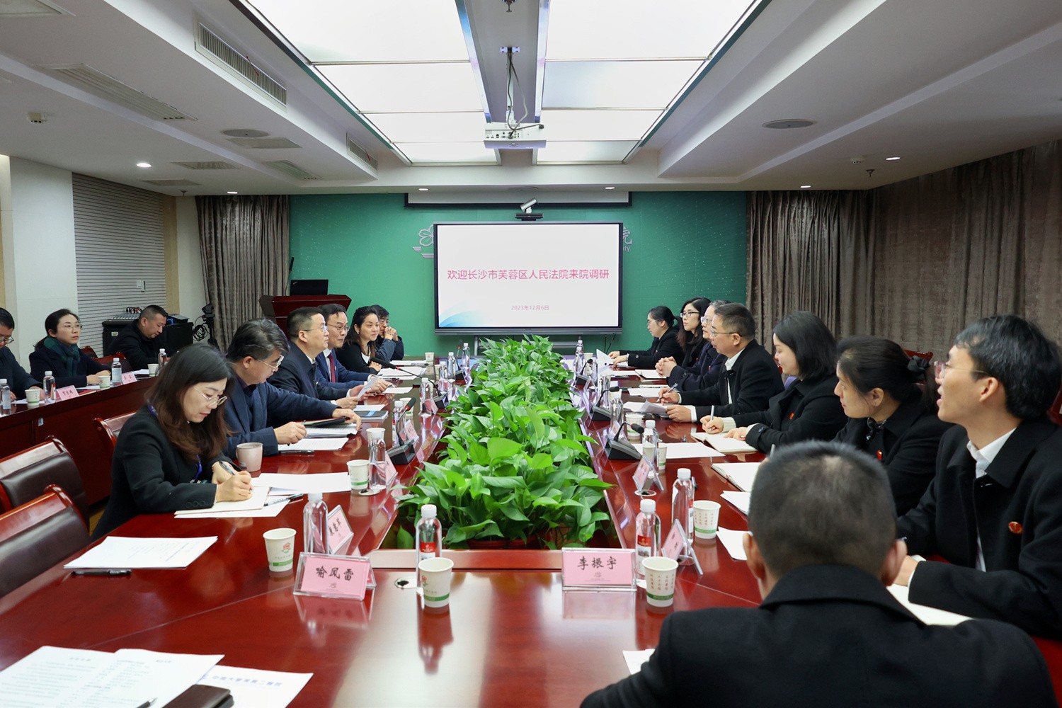 芙蓉区法院到中南大学湘雅二医院调研