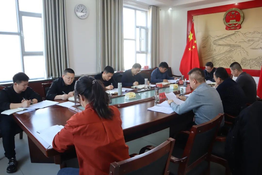 九师法院传达学习兵团党委政法工作会议精神