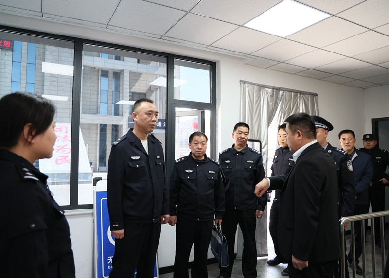 陕西省高院法警总队到彬州法院开展..
