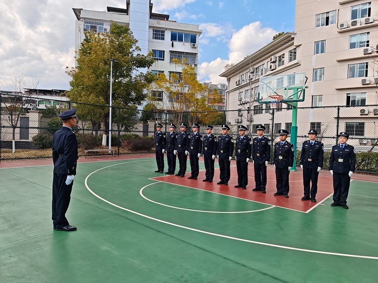 三明市沙县区人民法院司法警察大队开展队列专项训练