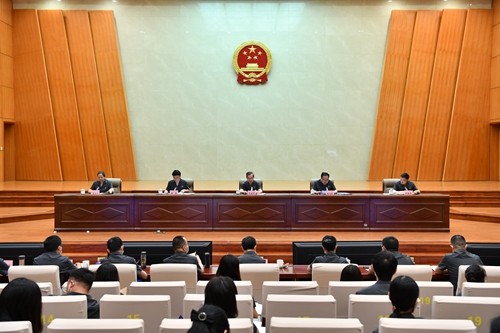云南高院召开全省法院一站式建设工作推进会暨专题培训班开班式