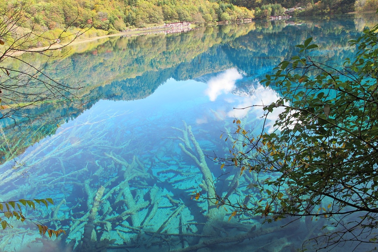 湖光山色