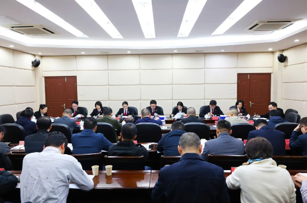 同向发力，凝聚共识——闽侯县召开2024年度府院联席会..