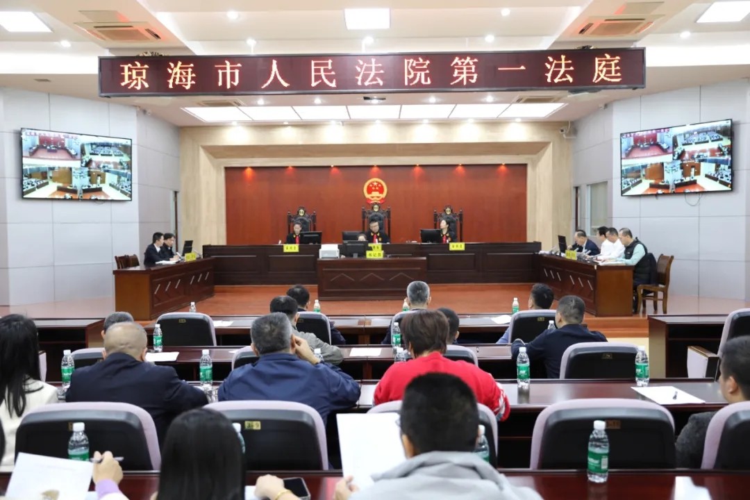 院长审案、市长应诉、人大监督——琼海市“三长同庭”共筑法治防..